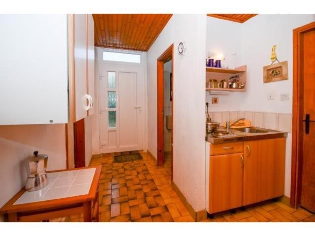 Apartments With A Parking Space Krk - 11646 Krk Town Bagian luar foto